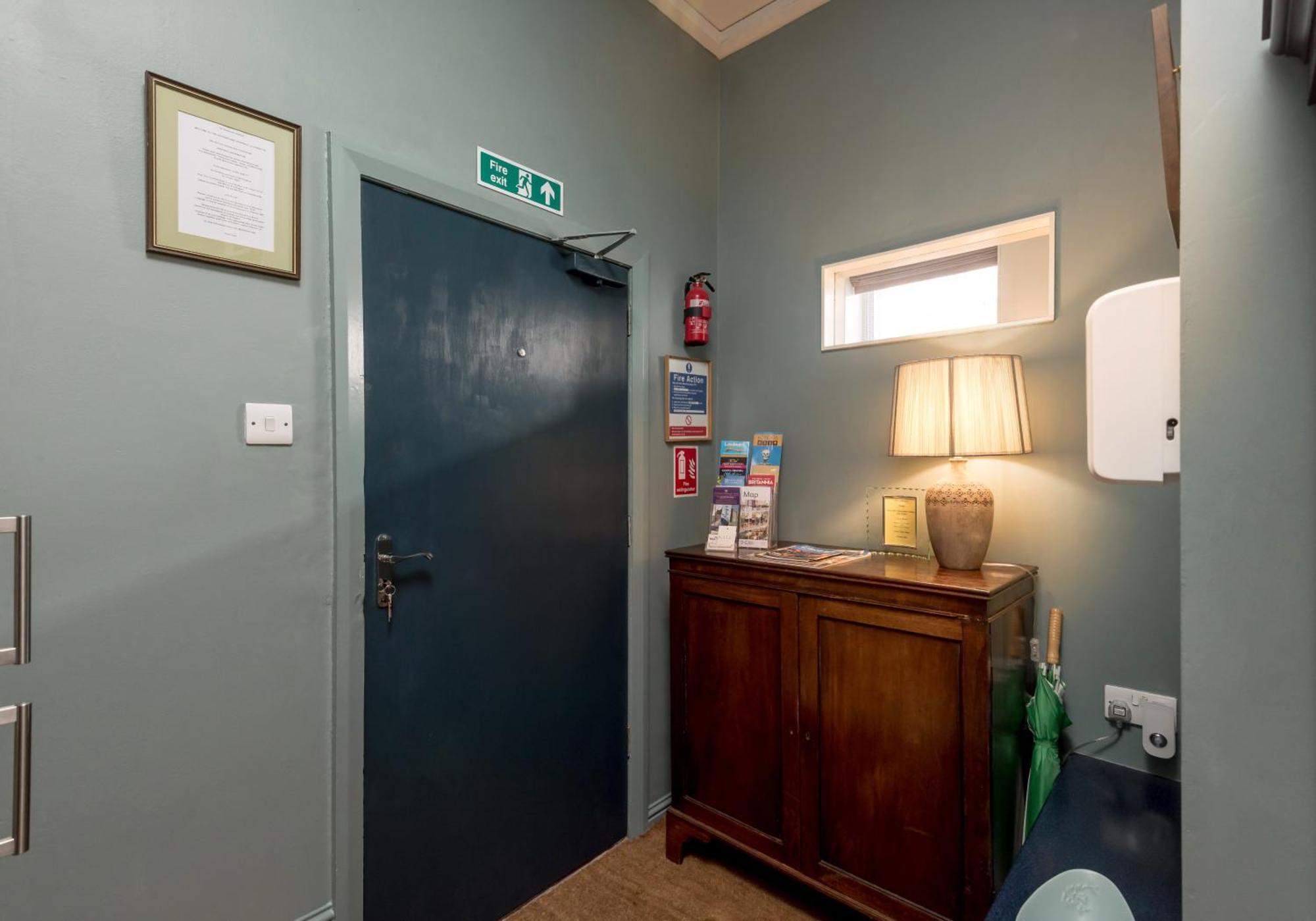 Causewayside Apartment - The Edinburgh Address Extérieur photo
